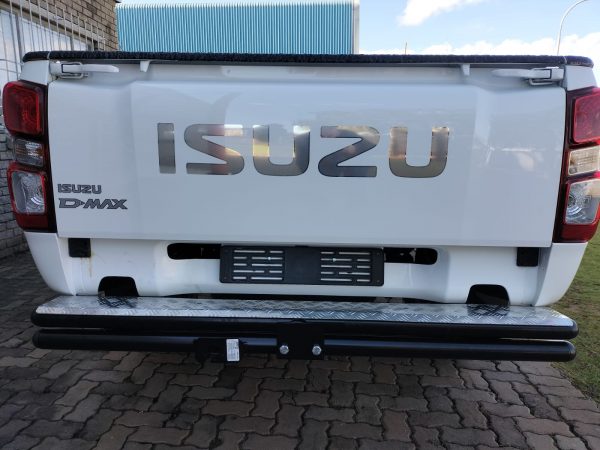 Isuzu Towbar double tube step D-max includes wiring harness - Gen7 2022- - Image 2