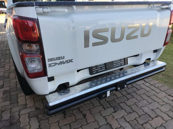 Isuzu Towbar double tube step D-max includes wiring harness - Gen7 2022-