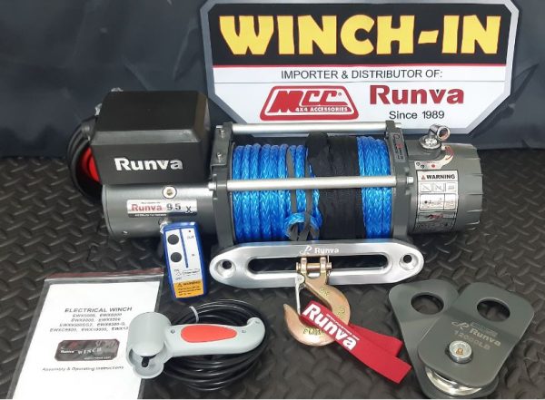 Runva RW12000S 12V with Synthetic Rope, 2x remotes and snatch block